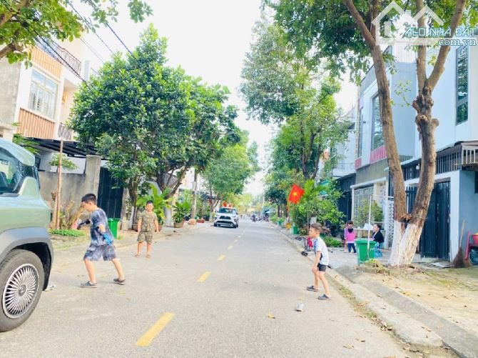 Cần bán gấp căn nhà 3 tầng ở đường Sơn Thủy, Khu vực, Ngũ Hành Sơn, Tp Đà Nẵng - 1