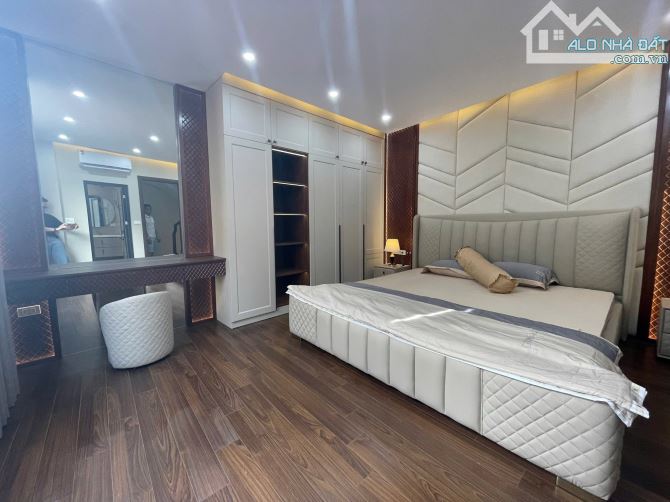 Chính chủ bán nhà đẹp 34m, mặt tiền mênh mông, ở sướng, kinh doanh đỉnh cao, Văn Phú - 1
