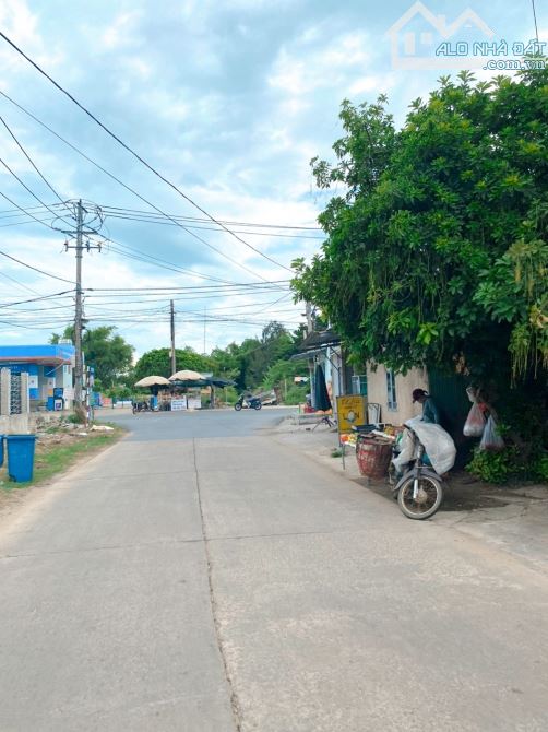 Bán lô đất 160m2 thuộc Duy Vinh - Gần chợ Bàn Thạch - Đường ô tô - Giá chỉ 740 triệu. - 1