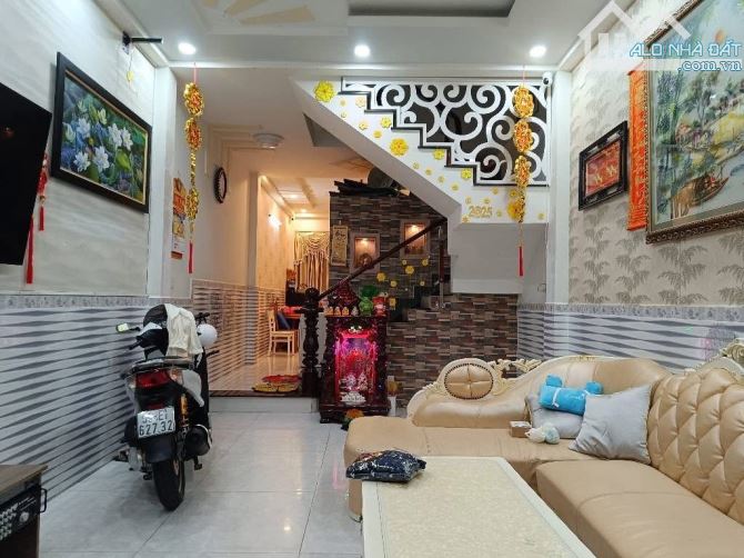 -NHÀ MẶT TIỀN, CAO LỖ, TẠ QUANG BỬU, KHU CƯ CAO CẤP, 62M2, 4X15M, 8.7T - 1