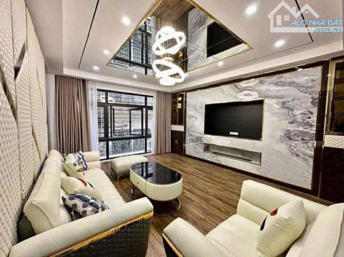 Trương Định_50m2_6 tầng_thang máy_mặt phố ô tô tránh_kinh doanh đỉnh_view đẹp - 1