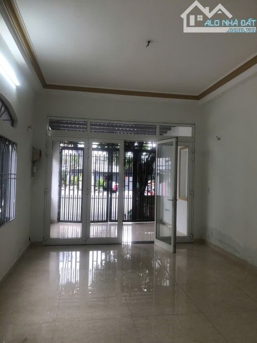 Bán nhà lô góc 2 mặt tiền Ấp Chiến Lược, Bình Tân – DT 4.2x20m, giá 4.6 tỷ, sổ hồng riêng - 1