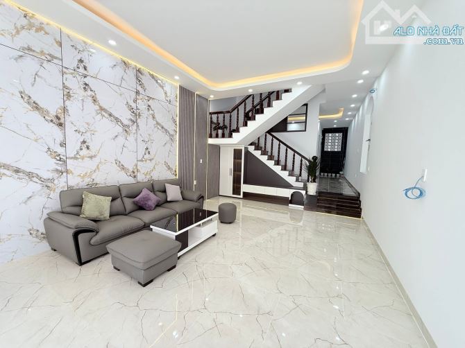 ☀️ BÁN NHÀ 1T2L MỚI ĐẸP ĐƯỜNG HOÀNG HOA THÁM GẦN BIỂN BÃI SAU - HOÀN CÔNG GIÁ 9.5 TỈ - 1
