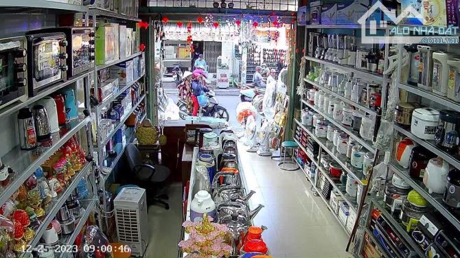 Bán căn nhà 4 tầng mặt tiền Nguyễn Huệ, Phan Thiết tỉnh Lâm Đồng giá đầu tư - 1