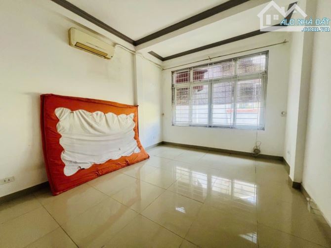 Bán nhà Nguyễn Trãi – Thanh Xuân, vị trí trung tâm, giao thương sầm uất, thuận tiện đi lại - 1