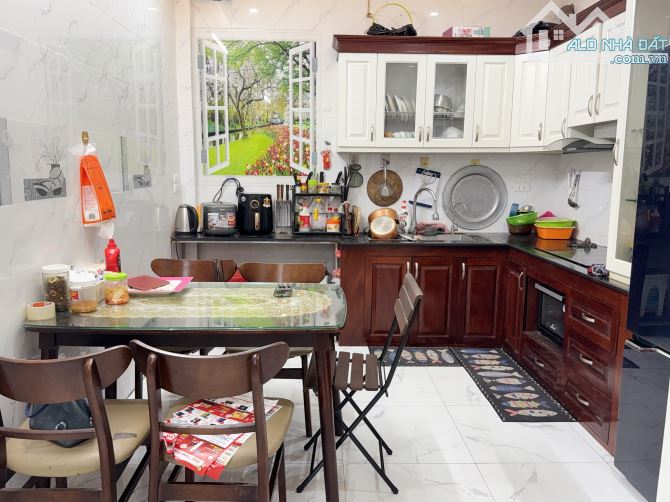Bán nhà Phan Đình Giót, 42m2, 5 tầng, 4 ngủ, 2 thoáng, 5m ra ô tô, 8.85 tỷ - 1
