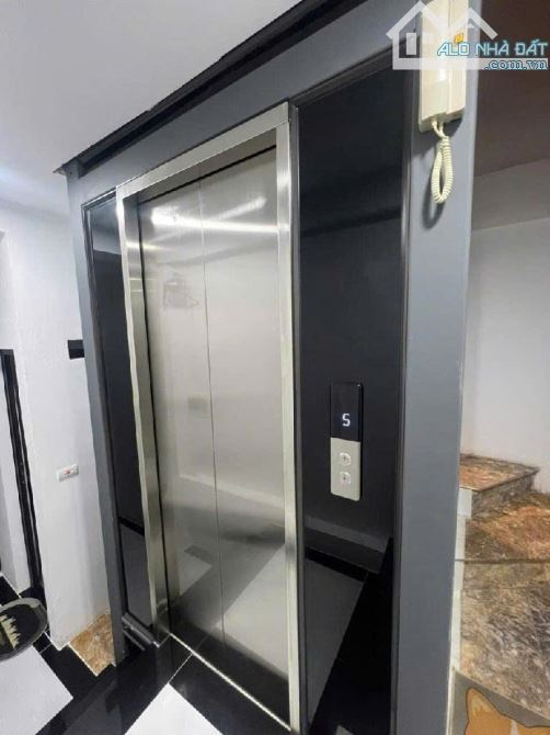 Siêu Phẩm Nhà phố Mỗ Lao Hà Đông, ô tô tránh, 5 tầng, thang máy, 3 mặt thoáng quanh nhà