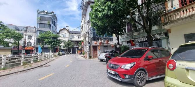 Ngõ 42 Sài Đồng - Mặt ngõ đắt giá - Kinh doanh sầm uất - Ô tô, vỉa hè - 1