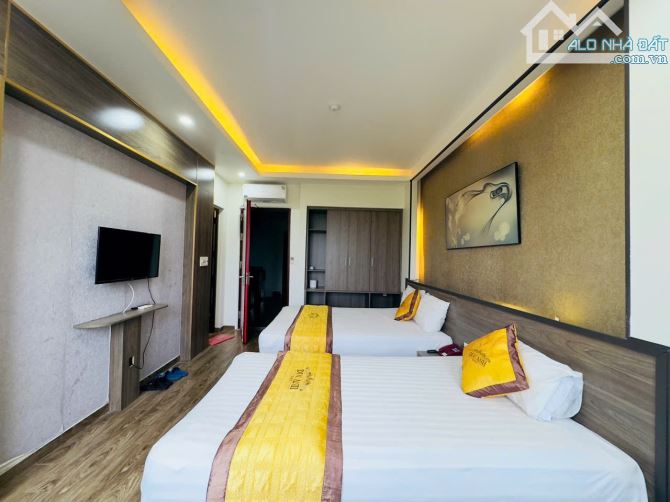 Bán khách sạn nhiều tầng trục chính view siêu đẹp phân lô tuyến 3 Lê Hồng phong  + Diện Tí - 1