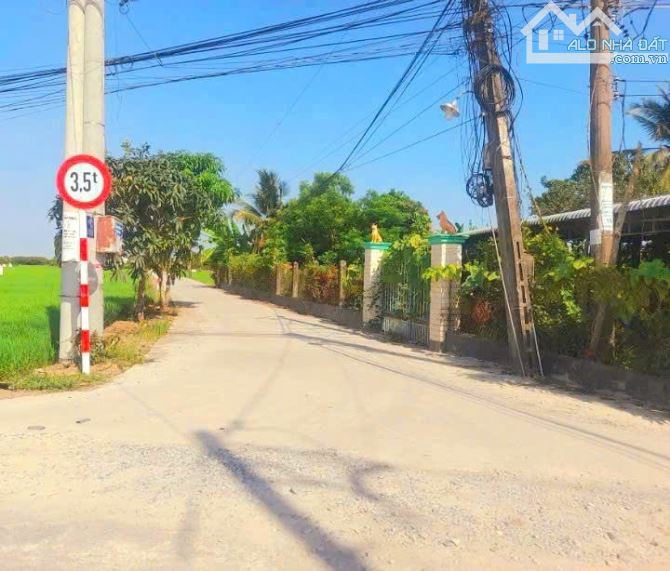 Hàng ngộp, 149m2 đất thổ đường Huỳnh Ngọc Xinh, chỉ 550tr - 1