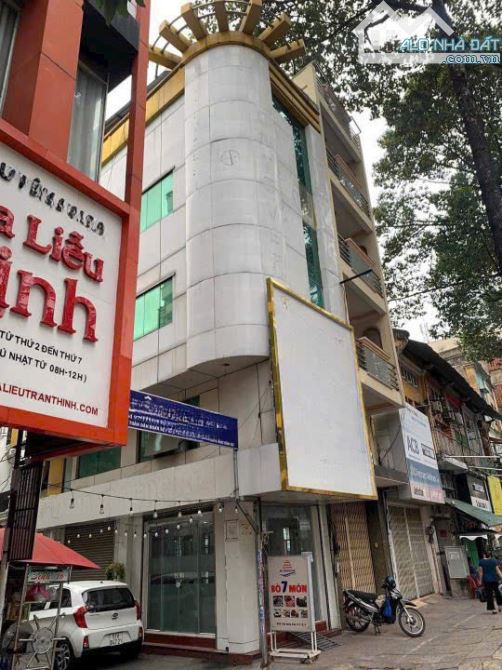 Cho thuê nhà Góc 2MT Trần Hưng Đạo, Phường 14, Quận 5 | 4 Tầng – Giá chỉ 30tr/tháng - 1