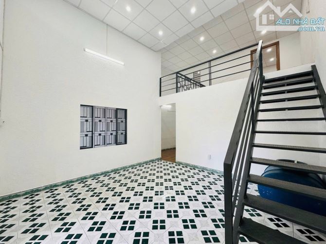 🎉🎉✅Bán nhà mê lửng gỗ Kiệt Nguyễn Phước Nguyên ✅Kiệt cách đường chính đúng 40m - 1