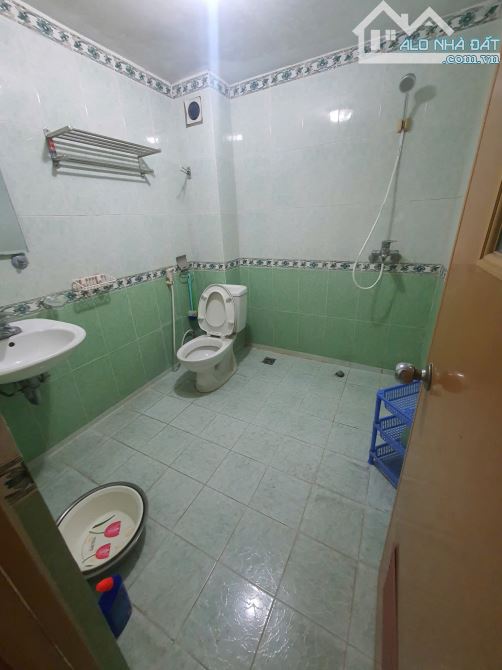 Cho thuê nhà riêng phố Chùa Hà - Cầu Giấy - DT 55m2 - 5 phòng ngủ - giá chỉ 18 triệu/tháng - 1