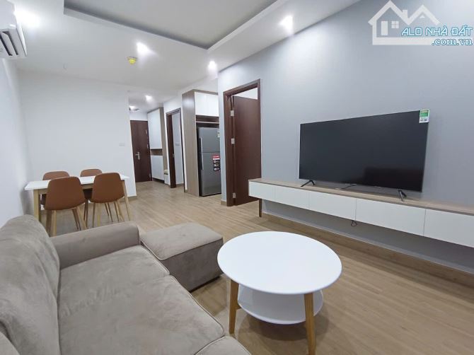 Cho thuê căn 2 ngủ 2vs chung cư Park View, S=72m2, tầng cao view bể bơi đẹp - 1