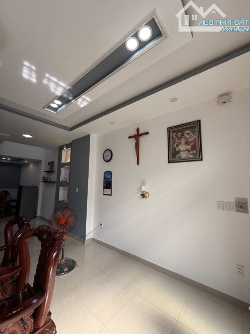 NGUYỄN THỊ THẬP, CHỈ 5,3TỶ, DT 50M2, 3 TẦNG, HẺM ÔTÔ KẾ BÊN, GẦN LOTTE, KHU KIỀU ĐÀM - 1
