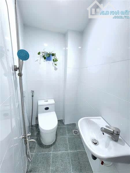 NHÀ ĐẸP 2 TẦNG BTCT - NGAY QUANG TRUNG P10 GÒ VẤP - 40m2 - NHỈNH 3 TỶ - 1