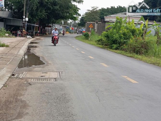 Cần bán nền đất mặt tiền đường Lê Văn Tám Trà Vinh - 1