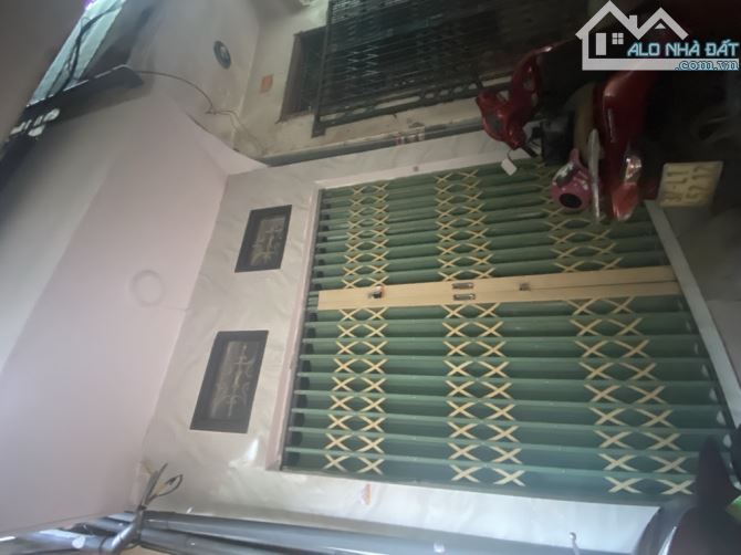 BÁN NHÀ NGÕ 75 GIẢI PHÓNG – 5 TẦNG – GẦN CỔNG ĐẠI HỌC XÂY DỰNG – GIÁ 2.58 TỶ - 1