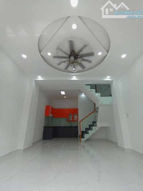 Nhà 2 tầng đường TÂN CHÁNH HIỆP 34, phường TÂN CHÁNH HIỆP, Q12, dt 32m2 (4,2mx9m), Hẻm Ôtô - 1