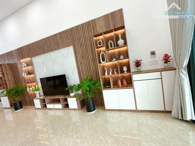 Nhà Mặt Tiền đường A12 Phạm NGũ Lão - 5.8x32m có 2 phòng ngủ tầng dưới - 1