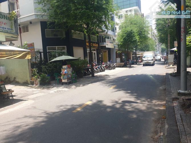 BÁN KHÁCH SẠN 20 PHÒNG – MẠC THIÊN TÍCH, QUẬN 5 – HĐT 125TR/THÁNG - 1