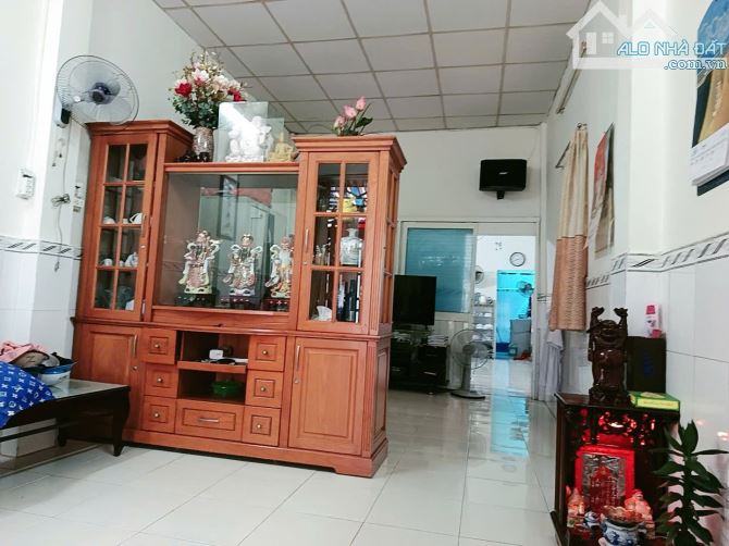 Nhà NỞ HẬU 80M2 đường Trần Văn Đang gấp bán, Quận 3 cách mặt tiền Hoàng Sa 10m - 1