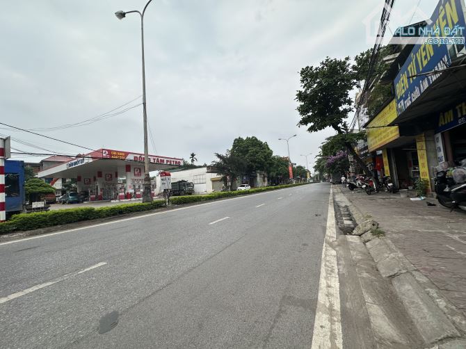 Bán đất mặt đường Hùng Vương, Đồng Tâm, Vĩnh Yên. DT 185m2. Giá 14 tỷ - 1