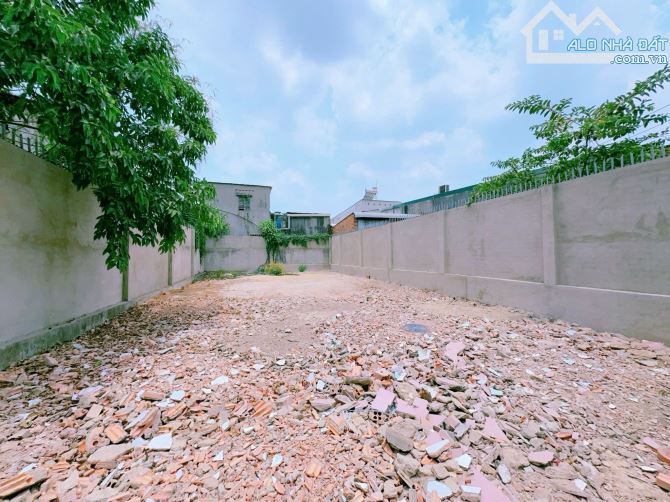 D054 🆘 Xả lỗ gấp  600tr ( 2tỉ8 còn 2tỉ2 ) Lô đất biệt thự mini ngang gần 9m sổ riêng thổ - 1