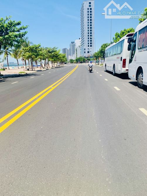 💥BÁN ĐẤT SAU LƯNG MT HOÀNG SA–SÁT HỒ HỌC LÃM–90M2 MT RỘNG 17M–VIEW BIỂN–GIÁ CHỈ 12.X TỶ🍀 - 1