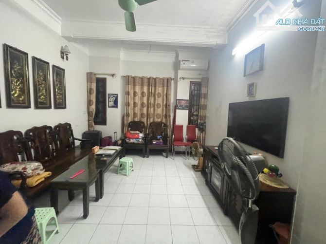 Bán nhà Xuân Diệu, Tây Hồ — 50m² x 5T, MT 4.2m, lô góc ô tô qua nhà — 20.8 tỷ (TL) - 1