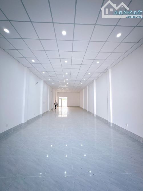 Bán nhà mặt tiền Đồng Khởi 305m2 gần cây xăng 26 -Tp.Biên Hoà - 1