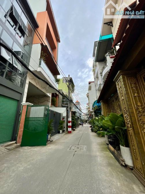 BÁN NHÀ 766/16 CÁCH MẠNG THÁNG 8 DT: 4X16 NGAY CV LÊ THỊ RIÊNG SÁT MẶT TIỀN CHỈ 11,5TỶ - 1