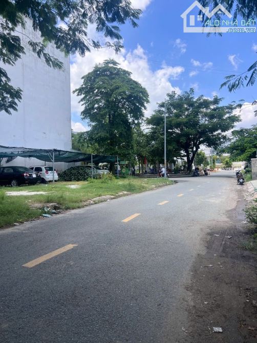 Bán lô đất đẹp ,đường xe hơi tránh .Huỳnh Tấn Phát,Nhà Bè.Giá 4.85 tỷ. - 1
