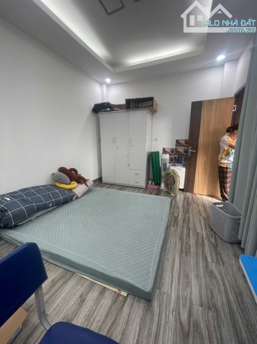 Tân Ấp,Ba Đình- 5 tầng dân xây - 3 bước ra ô tô - 30m -Nhỉnh 6 tỷ - 1