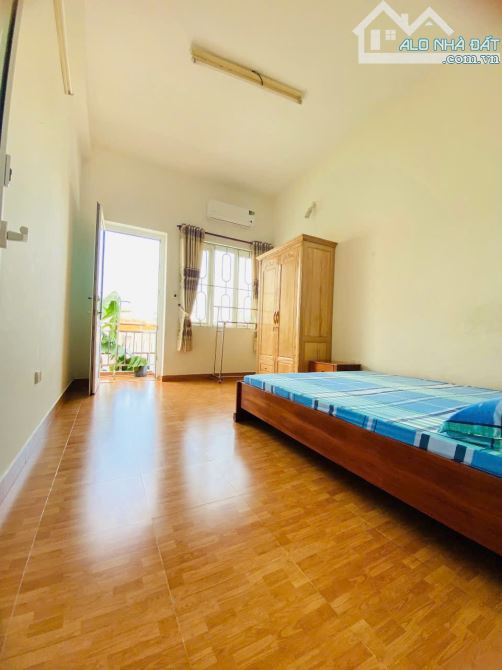 CHO THUÊ NHÀ 1 TRỆT 2 Lầu . Đường Nam Kỳ Khởi Nghĩa P.Vũng Tàu 12Tr - 1