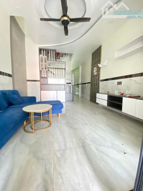 Nhà 2 tầng mặt tiền đường số – Gần Bưng Ông Thoàn, Phú Hữu, Quận 9 – 73m² chỉ 3.9 tỷ - 1