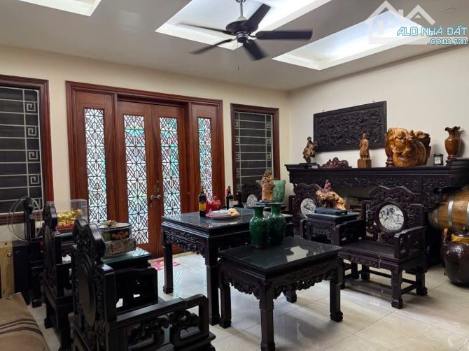 BÁN GẤP NHÀ LIỀN KỀ- PHÂN LÔ KINH DOANH🚗Ô TÔ ĐỖ🏠69m² 4 TẦNG💎 KĐT VĂN QUÁN, HÀ ĐÔNG - 1