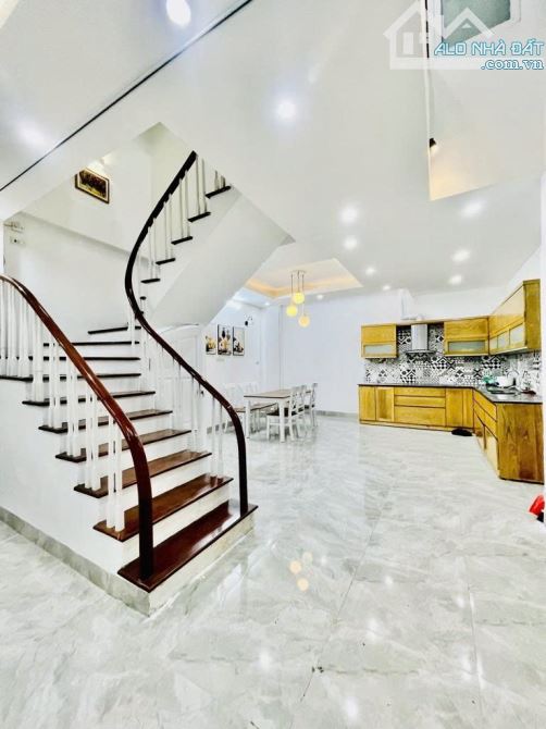 Bán Nhà Phân Lô - Oto - Gần Phố - Hoàng Văn Thái, Thanh Xuân - 46m, 4 Tầng - Nhỉnh 14 Tỷ. - 1