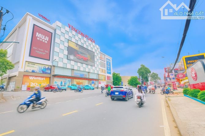 Đất Mặt Tiền Hẻm Xe Hơi Lê Văn Việt 132m2 Khu Cho Xây 4 Tầng Giá 8.x Tỷ - 1