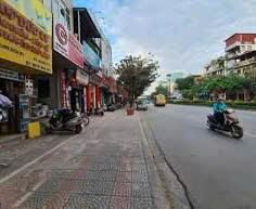 Bán đất tặng nhà mặt phố Nguyễn Văn Cừ, DT 99m, MT 5,4m giá hơn 47 tỷ - 1