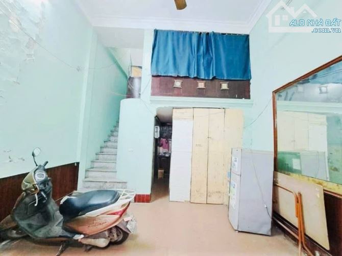 NGUYỄN TRÃI - THANH XUÂN - 43M - 12,6 TỶ- PHÂN LÔ QUÂN ĐỘI - NGÕ THÔNG CÁC NGẢ - Ô TÔ - 1