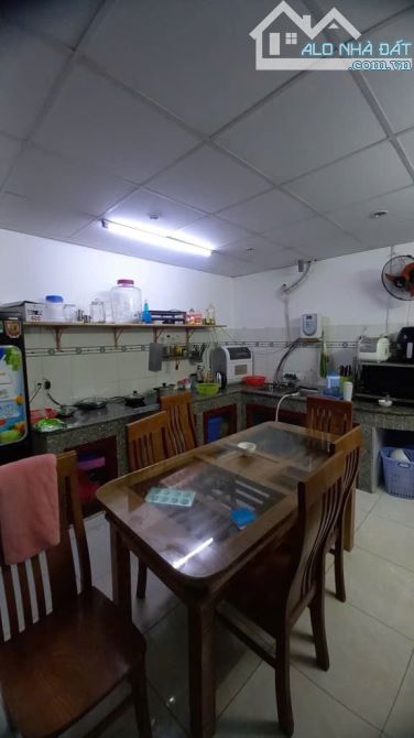 hẻm 1 xẹt nguyễn sơn, 2 tầng, khu víp ngay cc phú thạnh, giá kẹt bank - 1