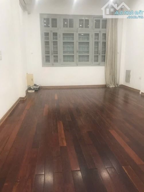 Cho thuê nguyên căn Ngõ 124 Nguyễn Xiển, Hạ Đình, Quận Thanh Xuân. DT 35m x 5 tầng, giá - 1
