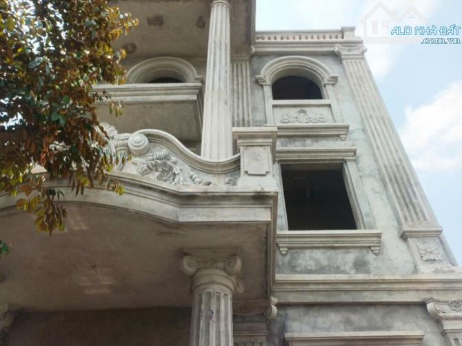 VIEW HỒ, Ỷ LAN ĐẶNG XÁ, Ô tô tránh, Xây thô 5 tầng, 202M – 9.1 tiền – chỉ 17.9 tỷ - 1