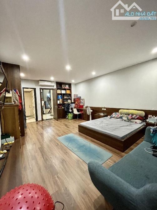 BÁN NHÀ, HAI BÀ TRƯNG - Ô TÔ - KINH DOANH - DT 128m2. MT 5m. NHỈNH 33 tỷ - 1
