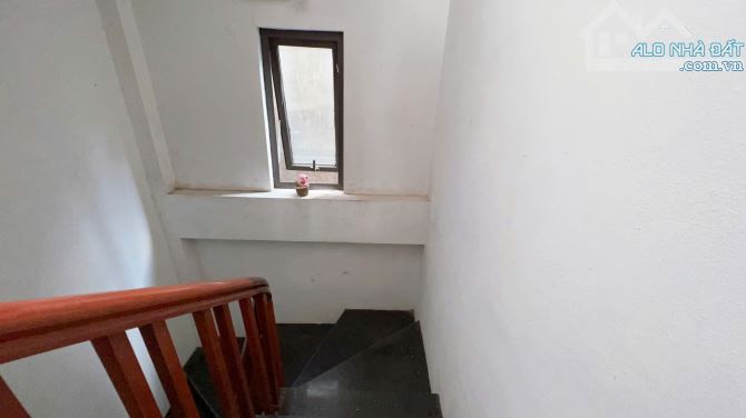 HƠN 8 TỶ, NHÀ NGUYỄN VĂN CỪ 40M, 5T, MT 4M, Ô TÔ VÀO NHÀ, NGÕ THÔNG, DÒNG TIỀN ĐỀU. - 1