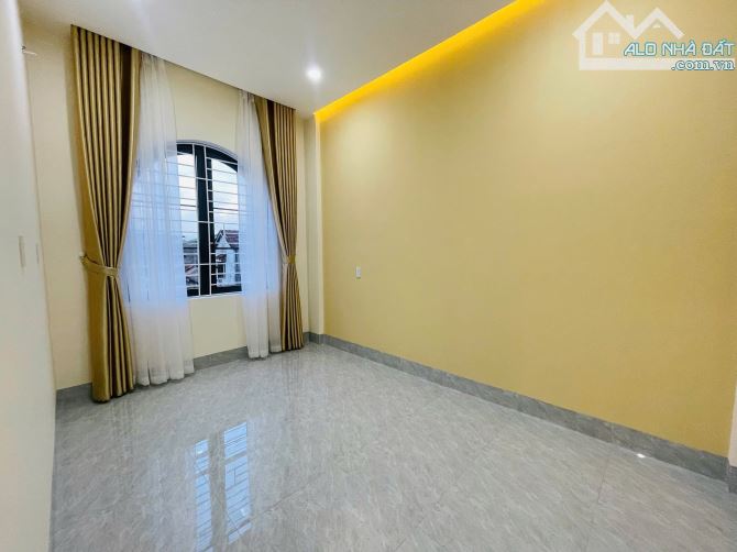 Mở bán nhà 2 tầng kiệt ô tô Hoàng Quốc Việt, phường An Đông, tp Huế ✅ ______ - - 12