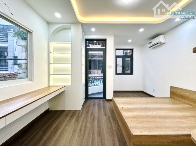 💎 NHÀ ĐẸP LÔ GÓC – HẺM Ô TÔ – TRUNG TÂM PHÚ NHUẬN 📍 Nguyễn Đình Chính, P.11, Q.Phú Nhuận - 12