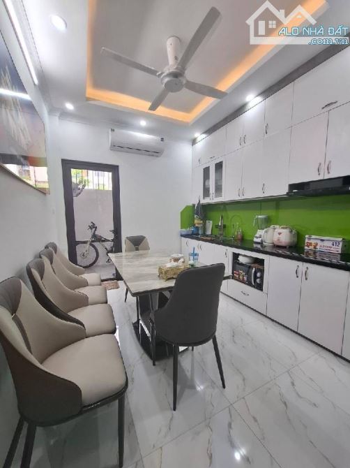 🏡 BÁN NHÀ PHỐ NGUYỄN KHOÁI – 50M² -NGÕ 3 GÁC- 2 MẶT THOÁNG-Ở NGAY– 4 TẦNG – GIÁ 7.85 TỶ - 12
