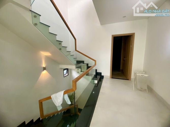 Siêu phẩm Tân Phú, Nhà 74m2, 4 tầng, để ô tô trong nhà, Giá 8.8 tỷ TL - 12